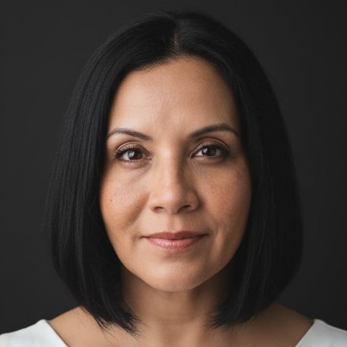 Lenore Pallares avatar