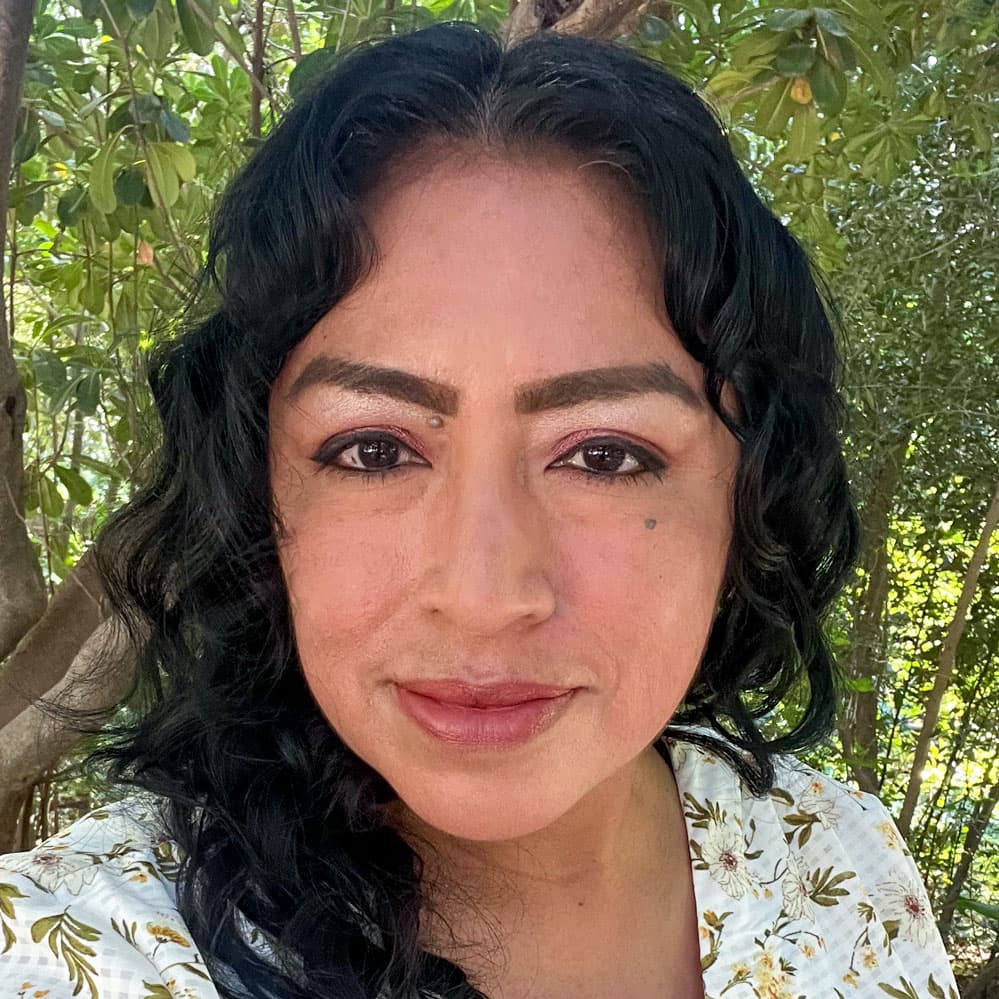 Julia Garcia-Ixcol avatar