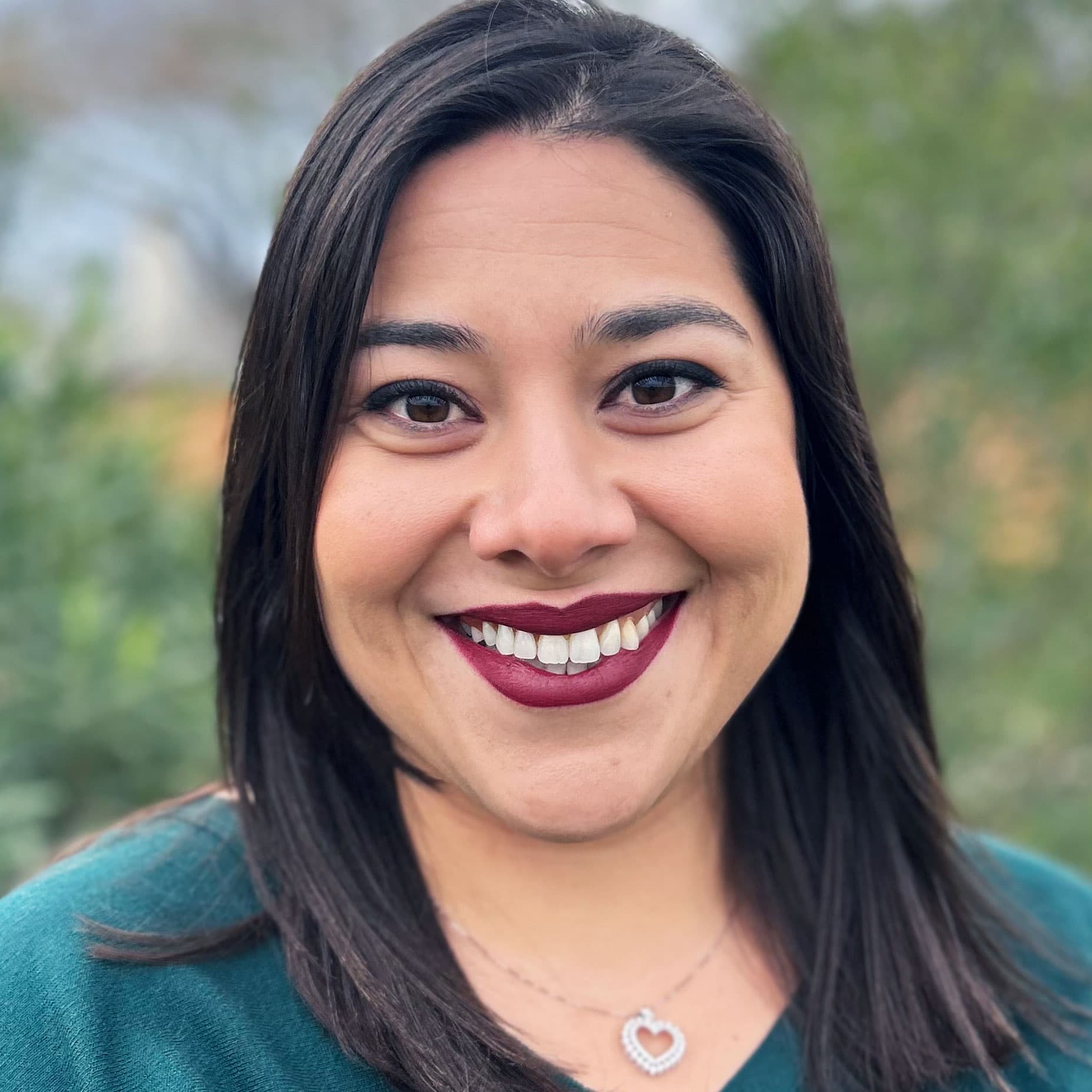 Veronica Garza avatar